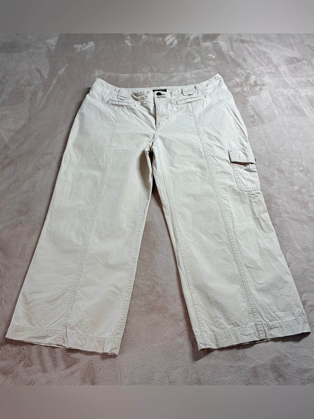Eddie Bauer Vashon Fit Cargo Capri Pants Hiking Utility Women’s Size 12 Beige